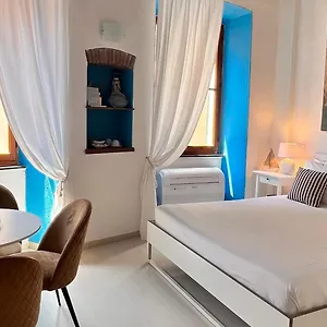 https://appartamento-visconti-vernazza.hotelitalianriviera.com